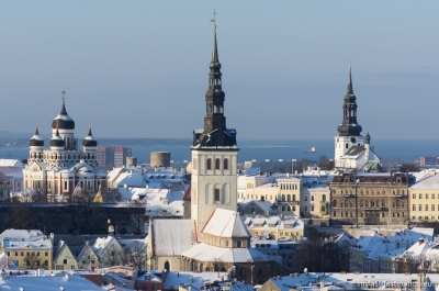 Tallinn covered with snow (Guillaume Speurt)  [flickr.com]  CC BY-SA 
Información sobre la licencia en 'Verificación de las fuentes de la imagen'